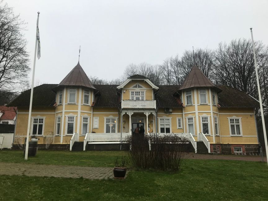 villa-soderasen-outside